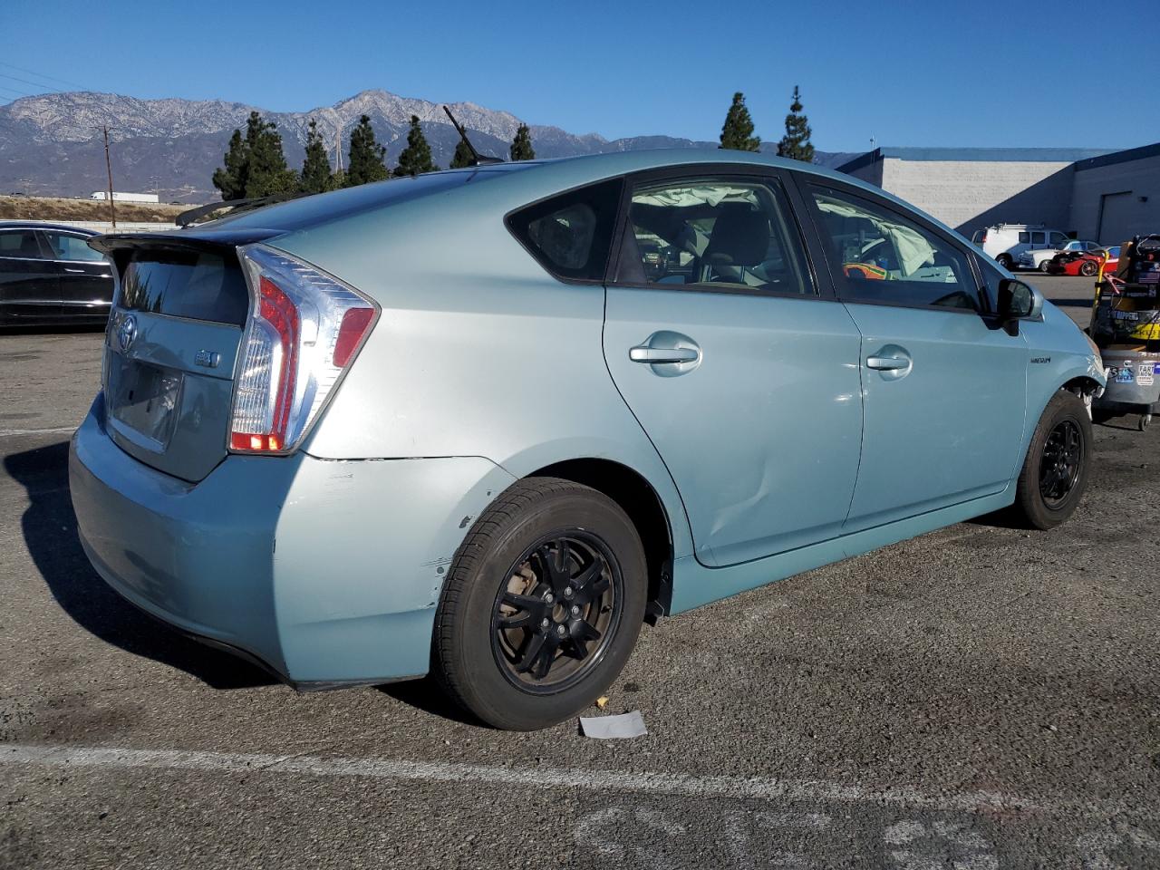 2015 Toyota Prius - Image 3