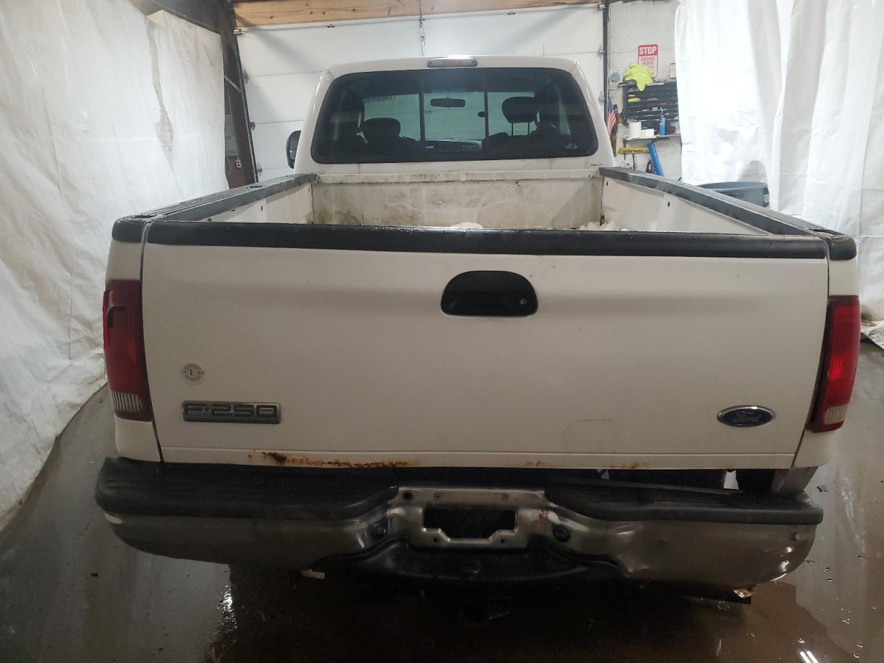 2007 Ford F250 - Image 6