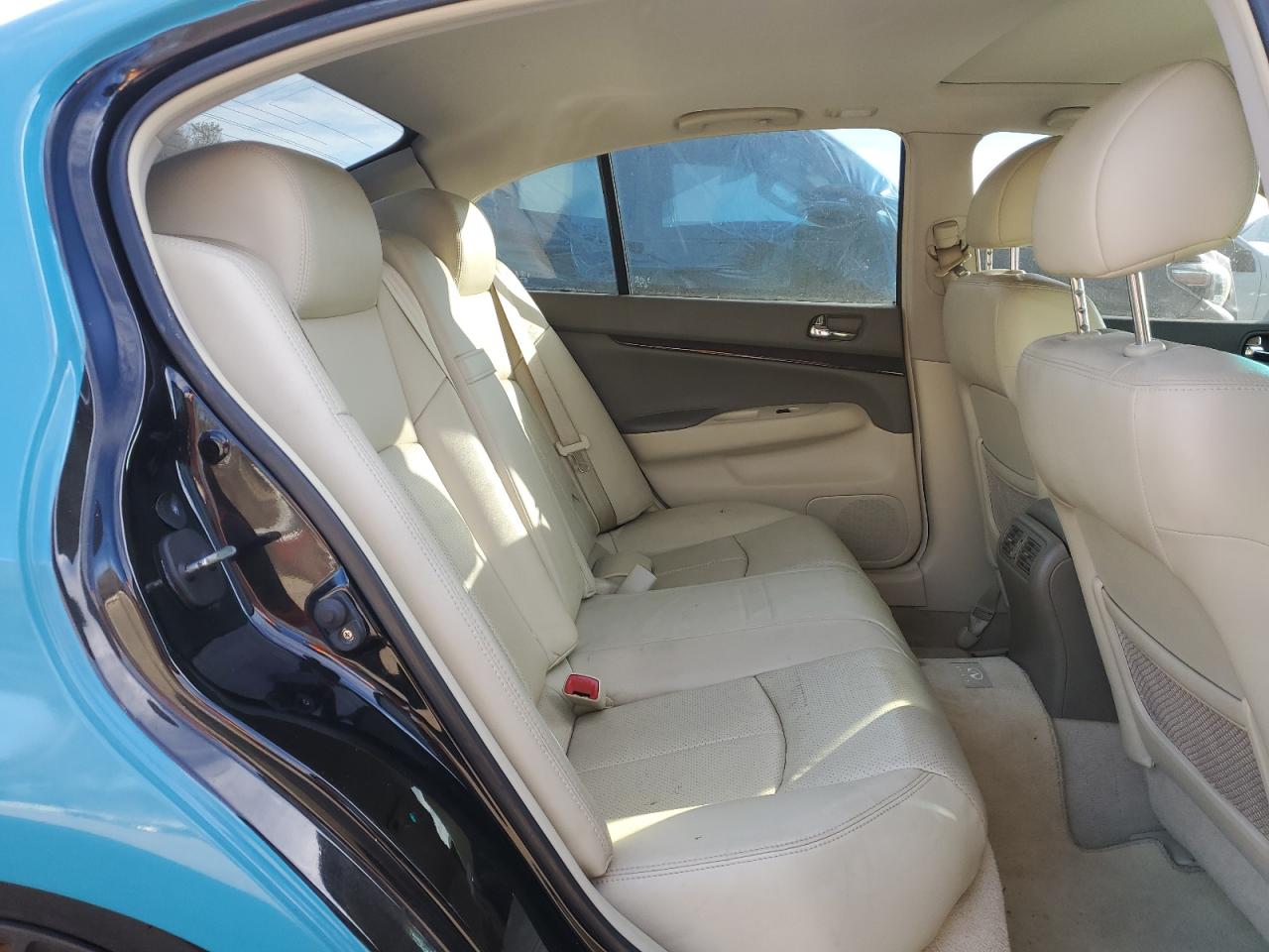 2013 Infiniti G - Image 10
