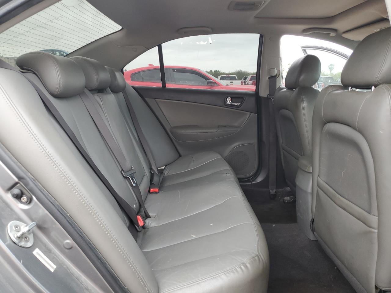 2009 Hyundai Sonata - Image 10