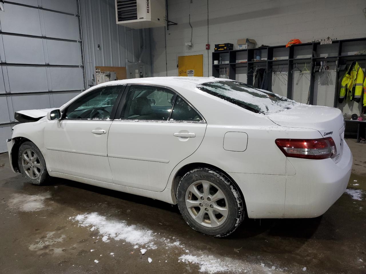 2011 Toyota Camry - Image 2