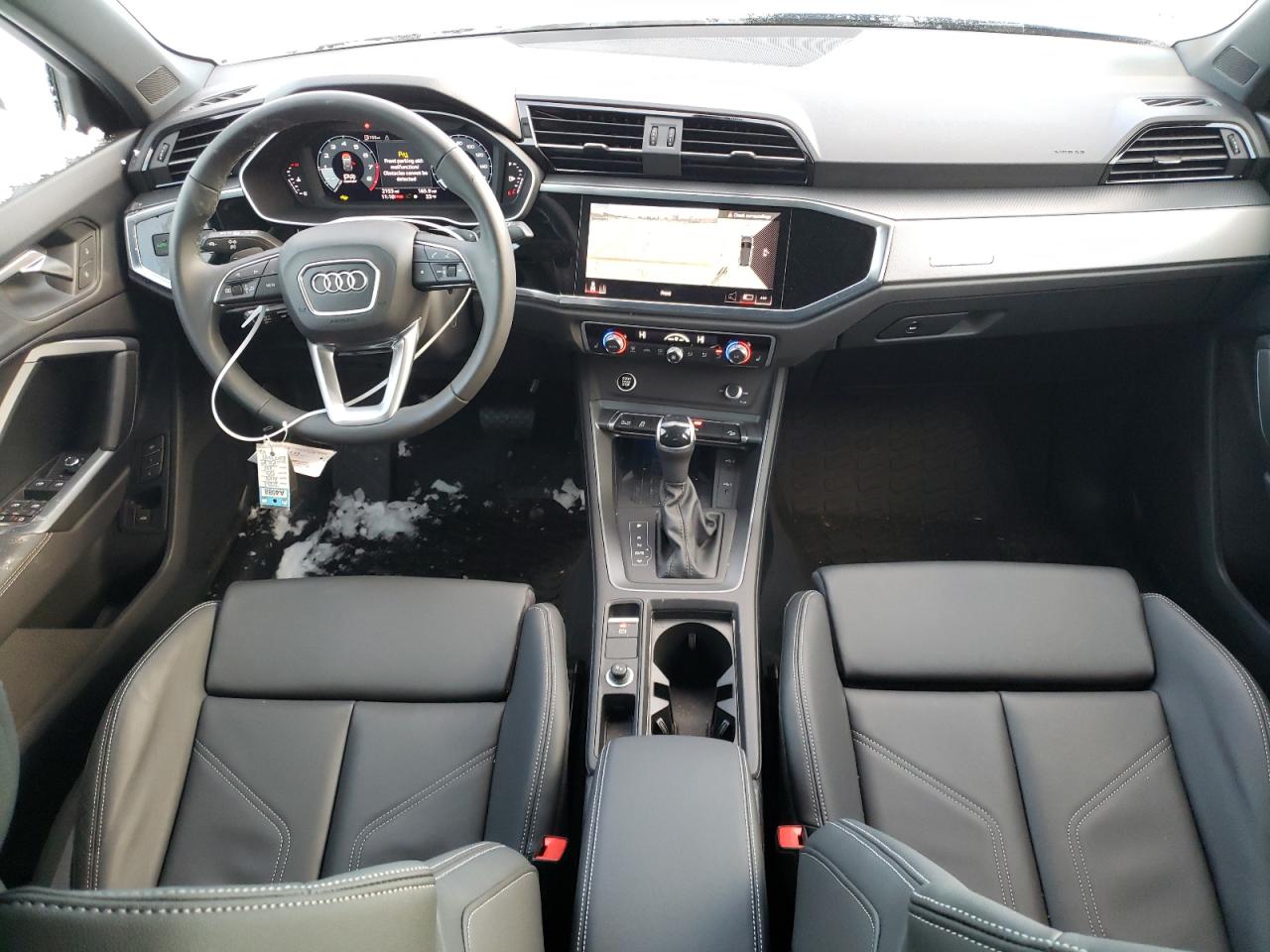 2024 Audi Q3 - Image 8
