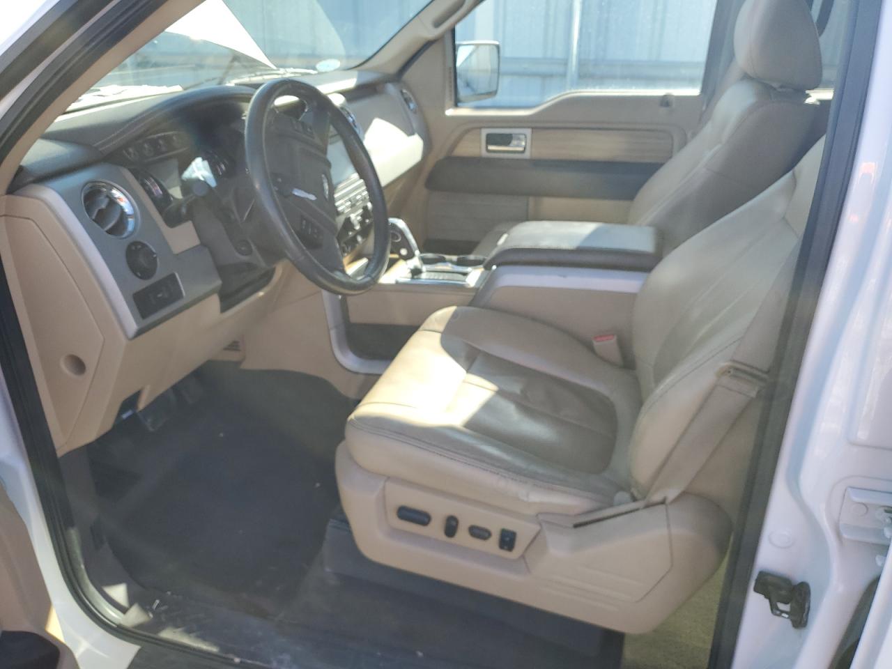 2011 Ford F-150 - Image 7