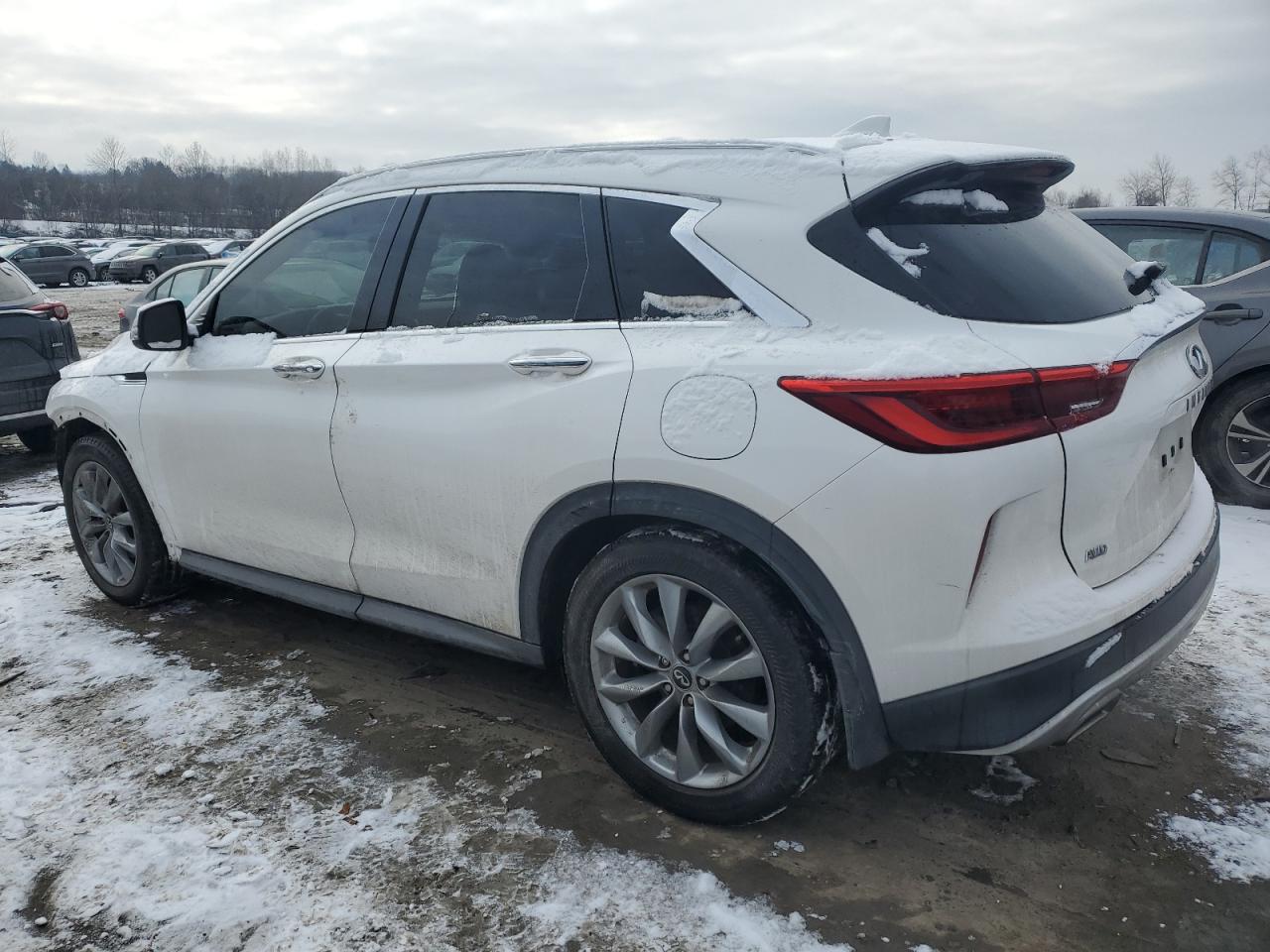 2019 Infiniti QX50 - Image 2