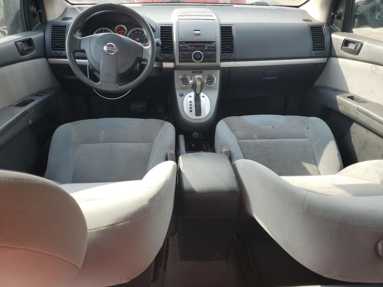 2010 Nissan Sentra - Image 8