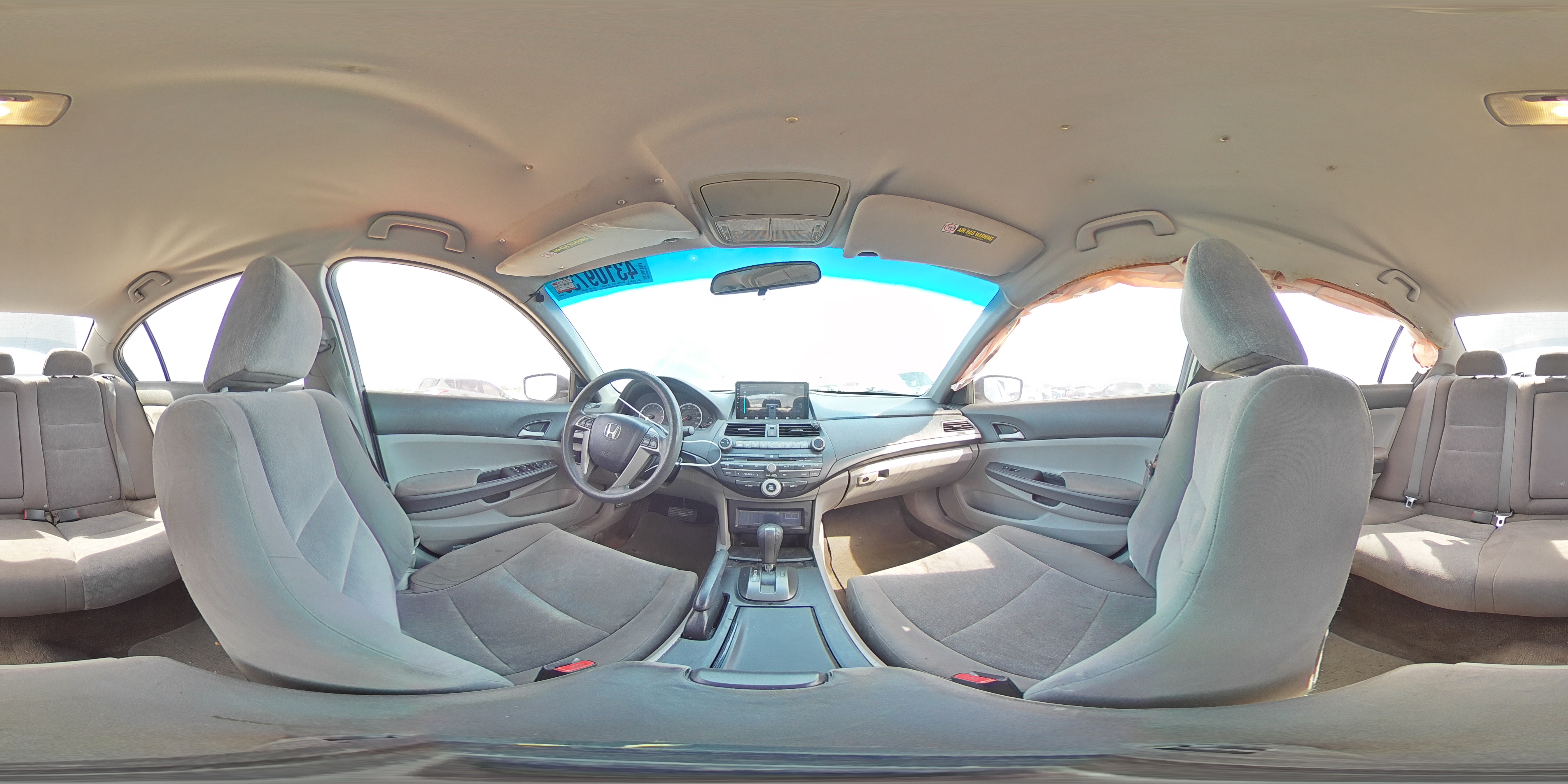 2010 Honda Accord - Image 12