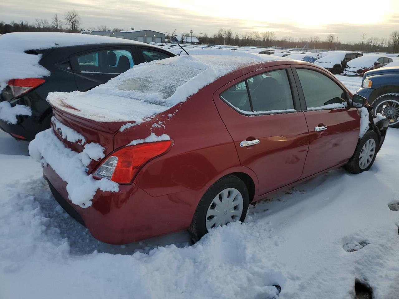 VIN 3N1CN7AP0FL813470 2015 NISSAN VERSA no.3