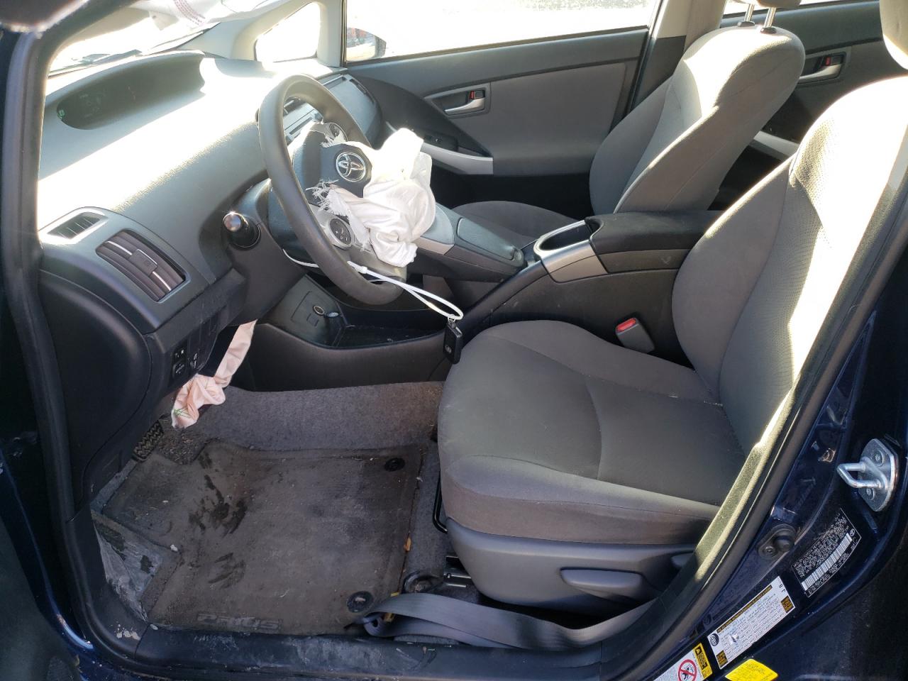 2015 Toyota Prius - Image 7