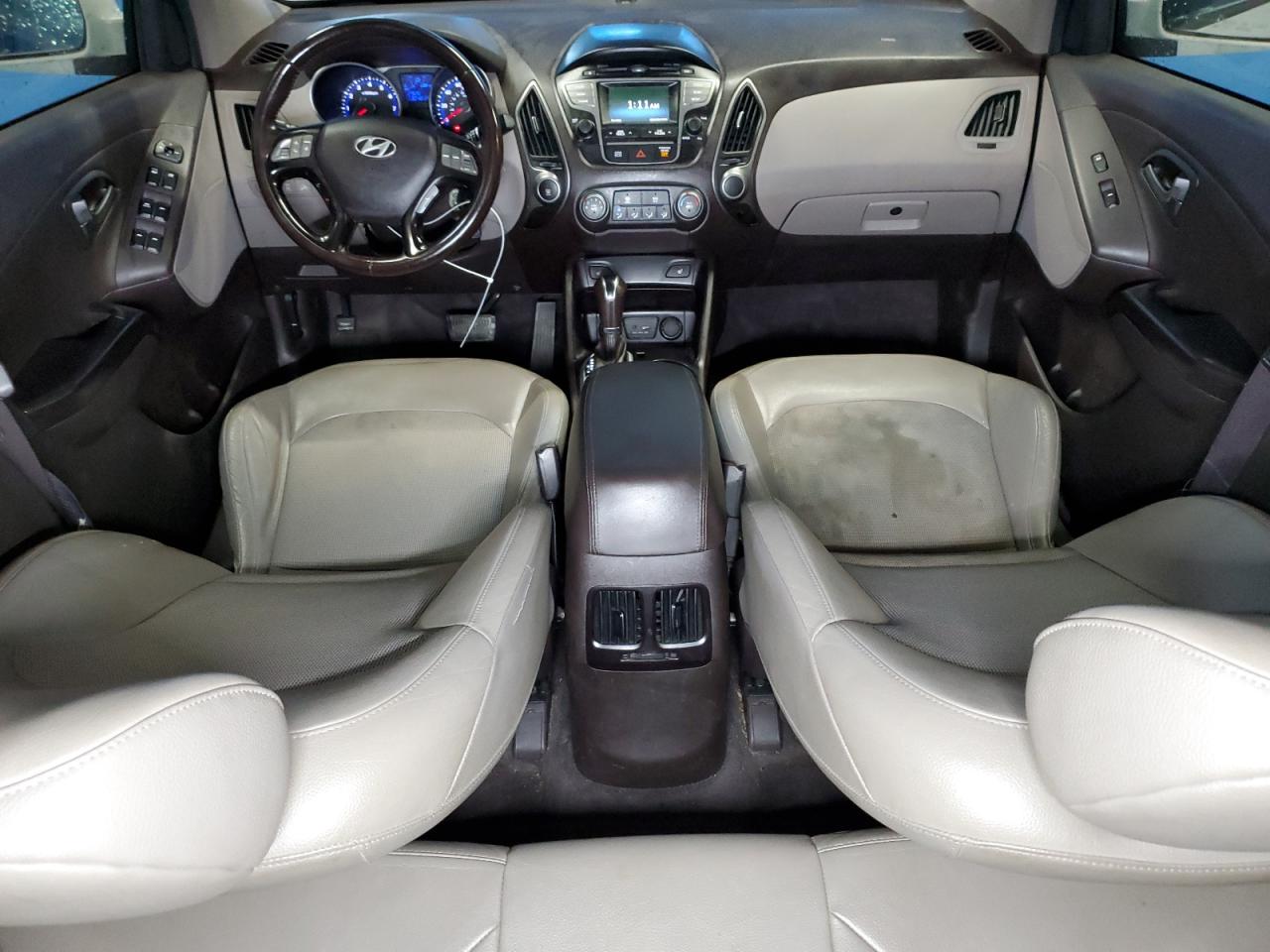 2015 Hyundai Tucson - Image 8