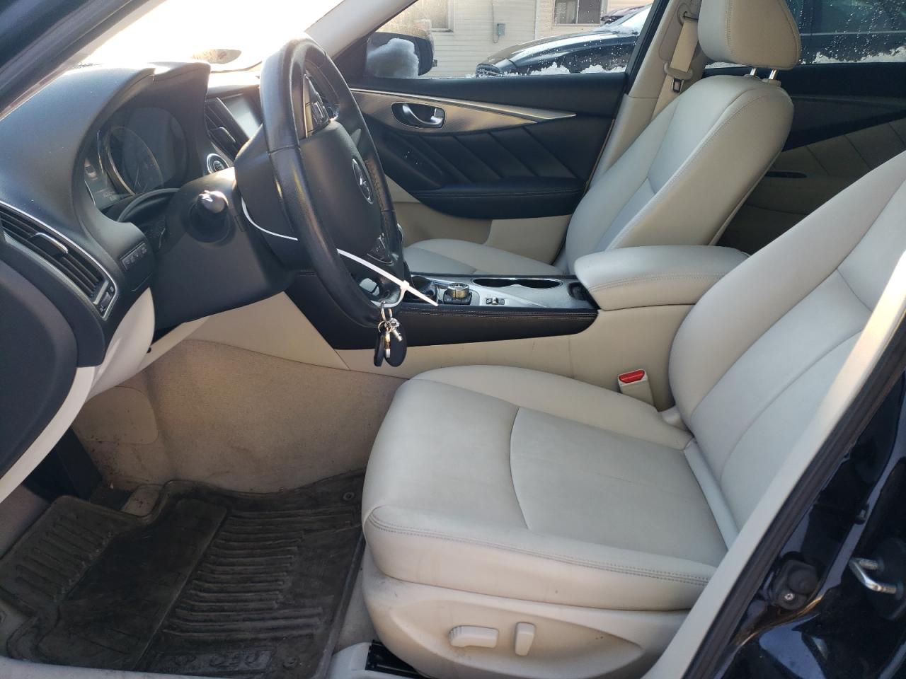 2015 Infiniti Q50 - Image 7