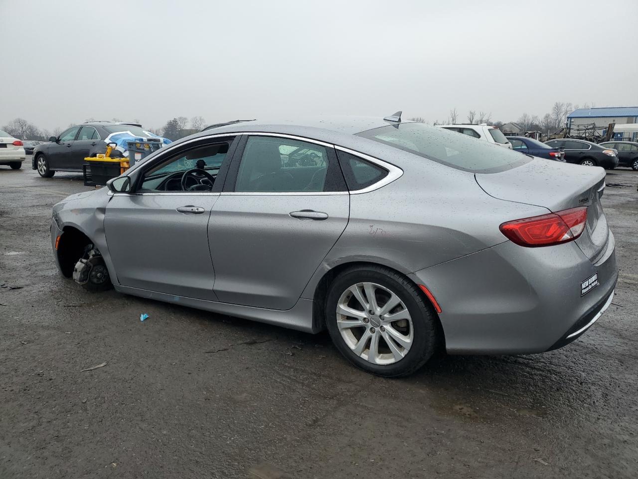 2016 Chrysler 200 - Image 2