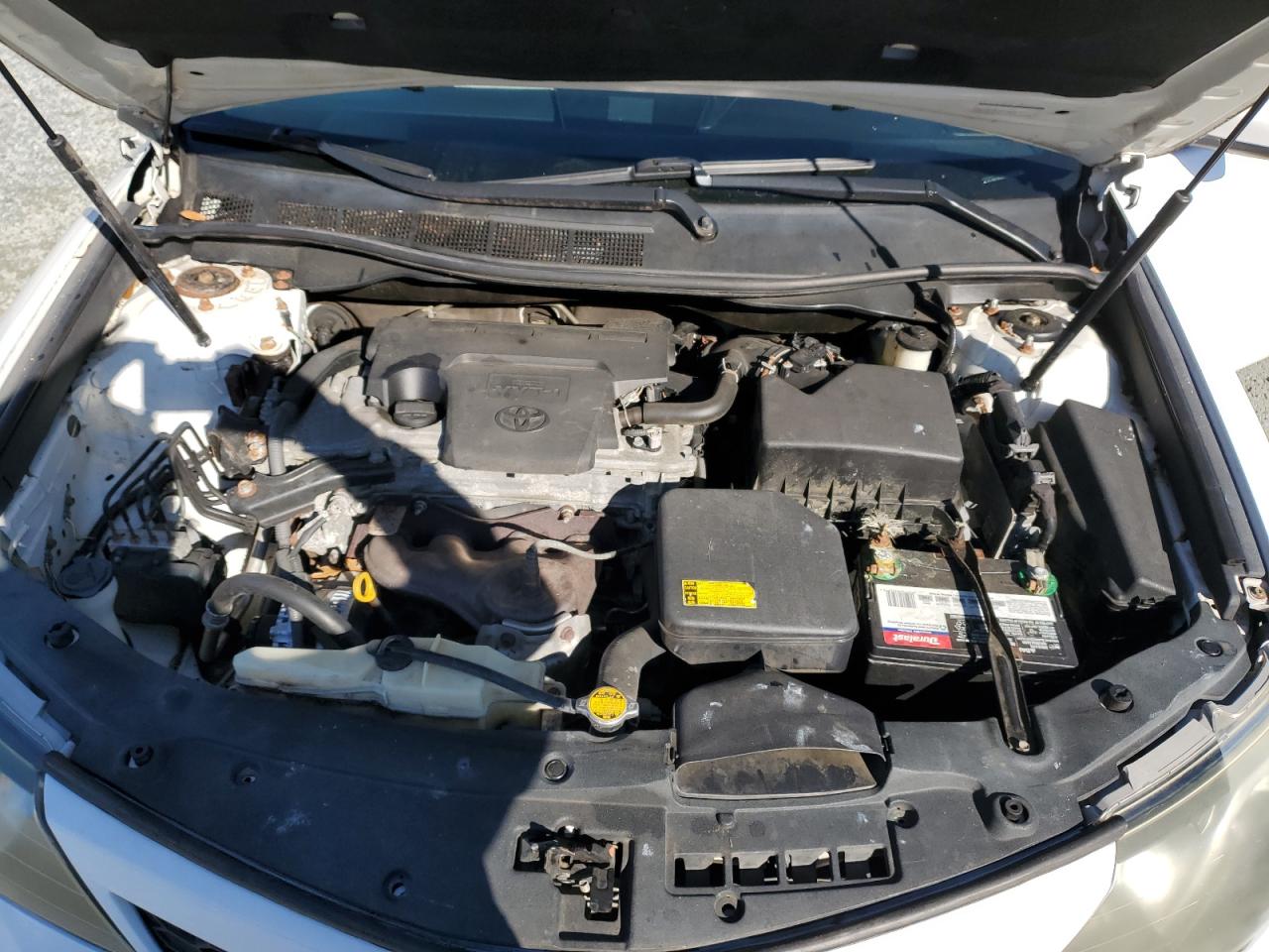 2012 Toyota Camry - Image 12
