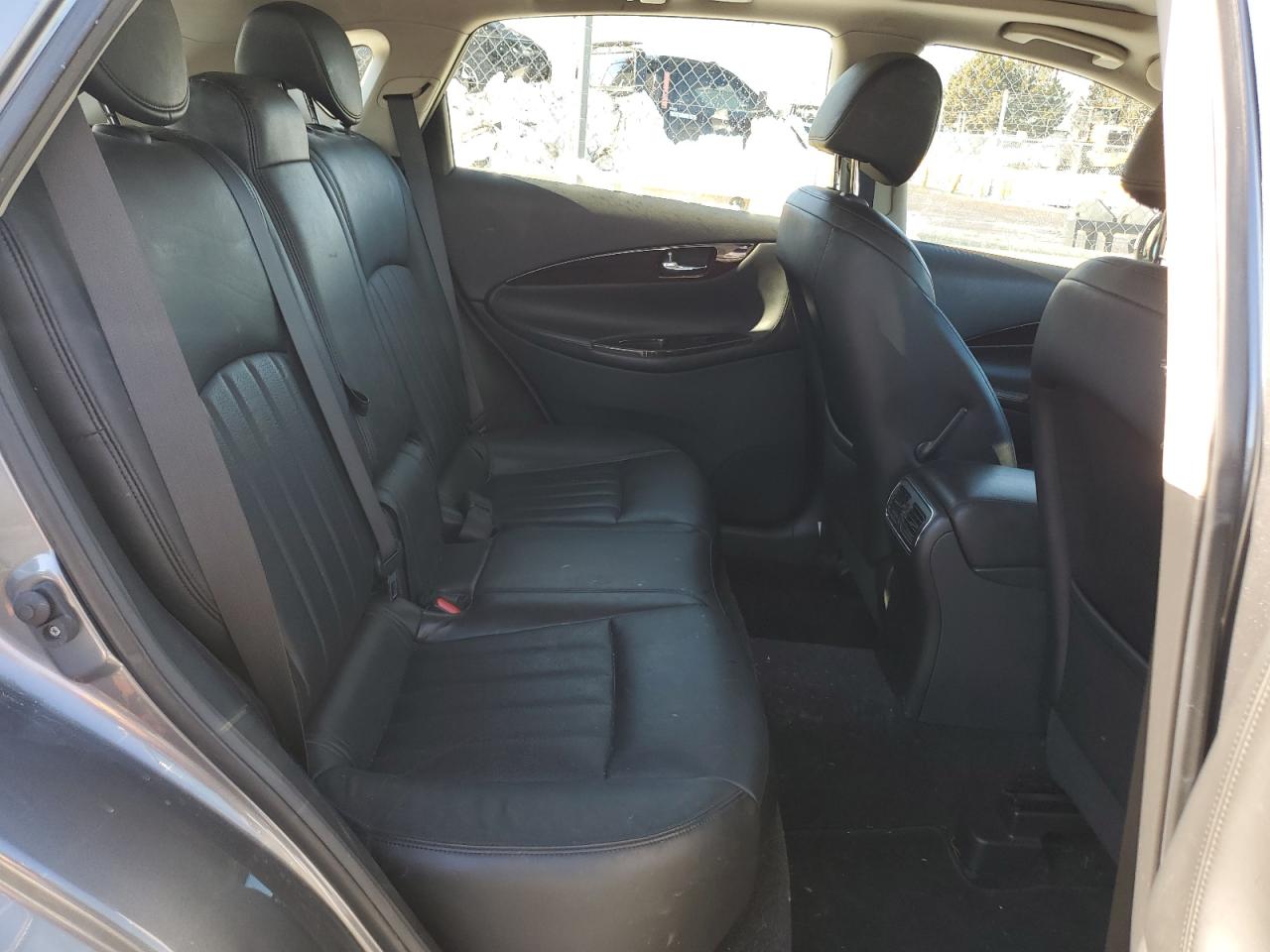 2017 Infiniti QX50 - Image 11