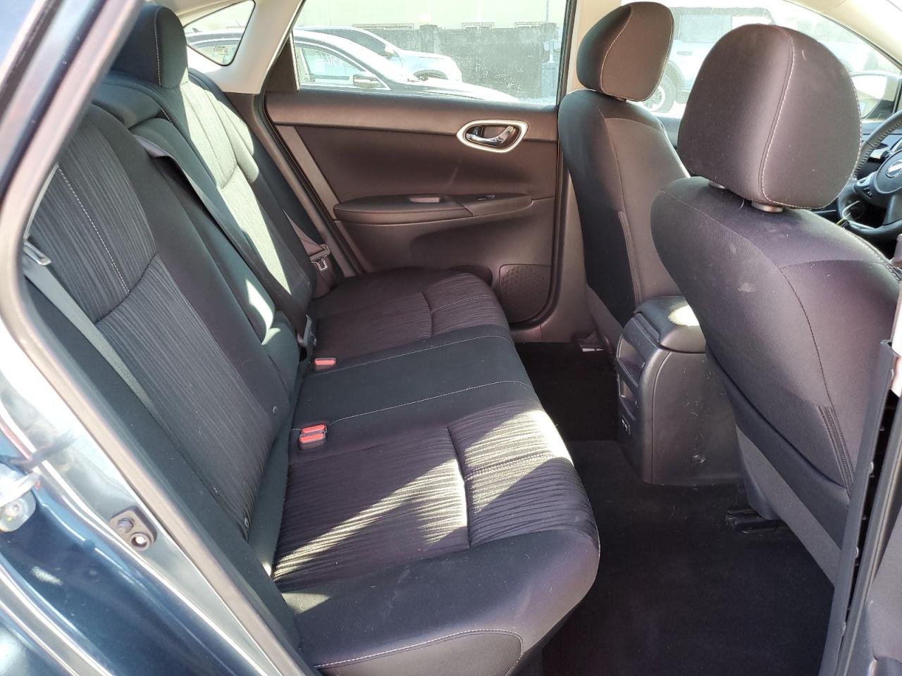 2017 Nissan Sentra - Image 10