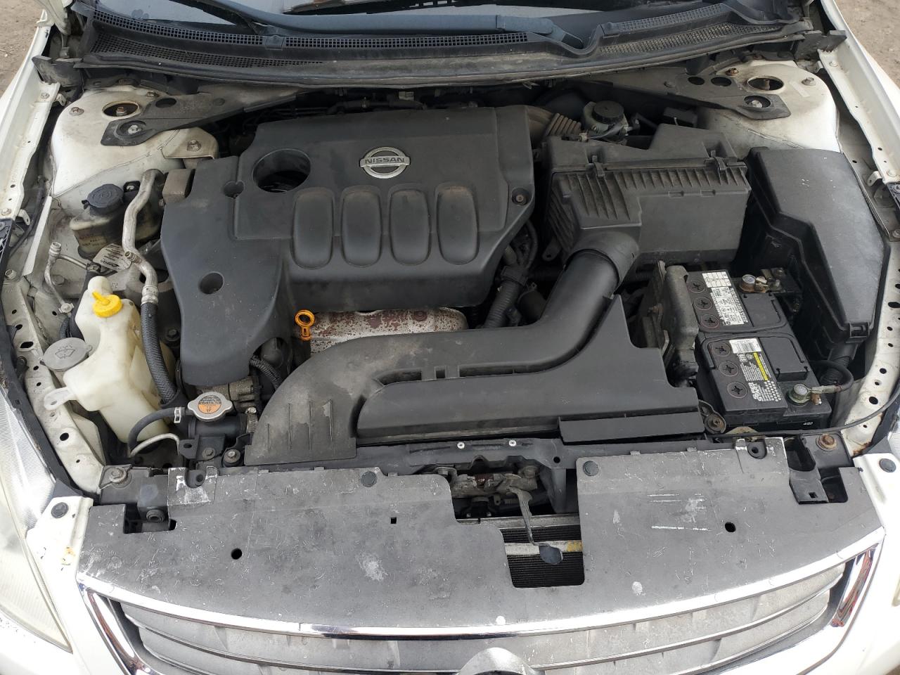2010 Nissan Altima - Image 12