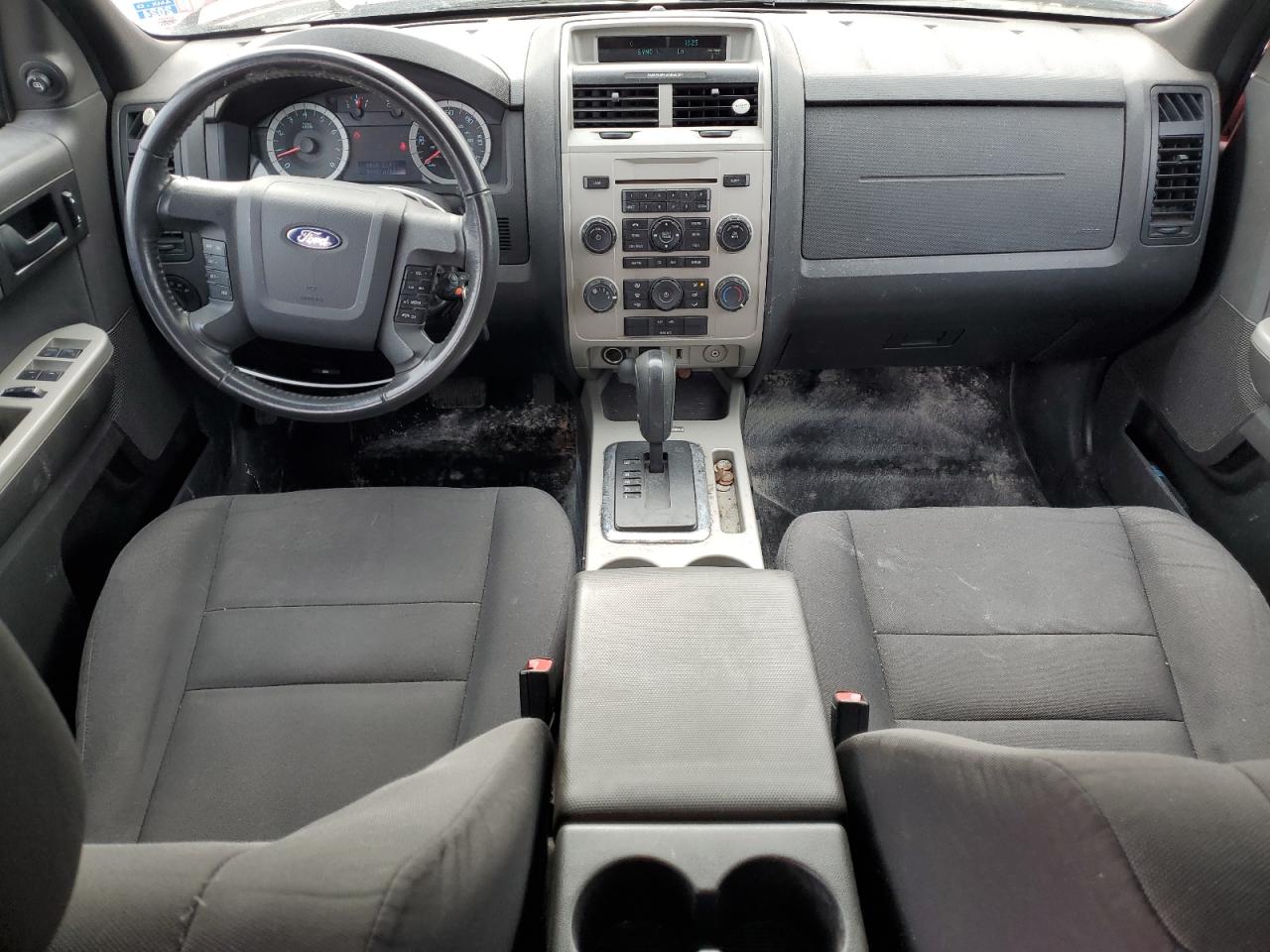 2011 Ford Escape - Image 8