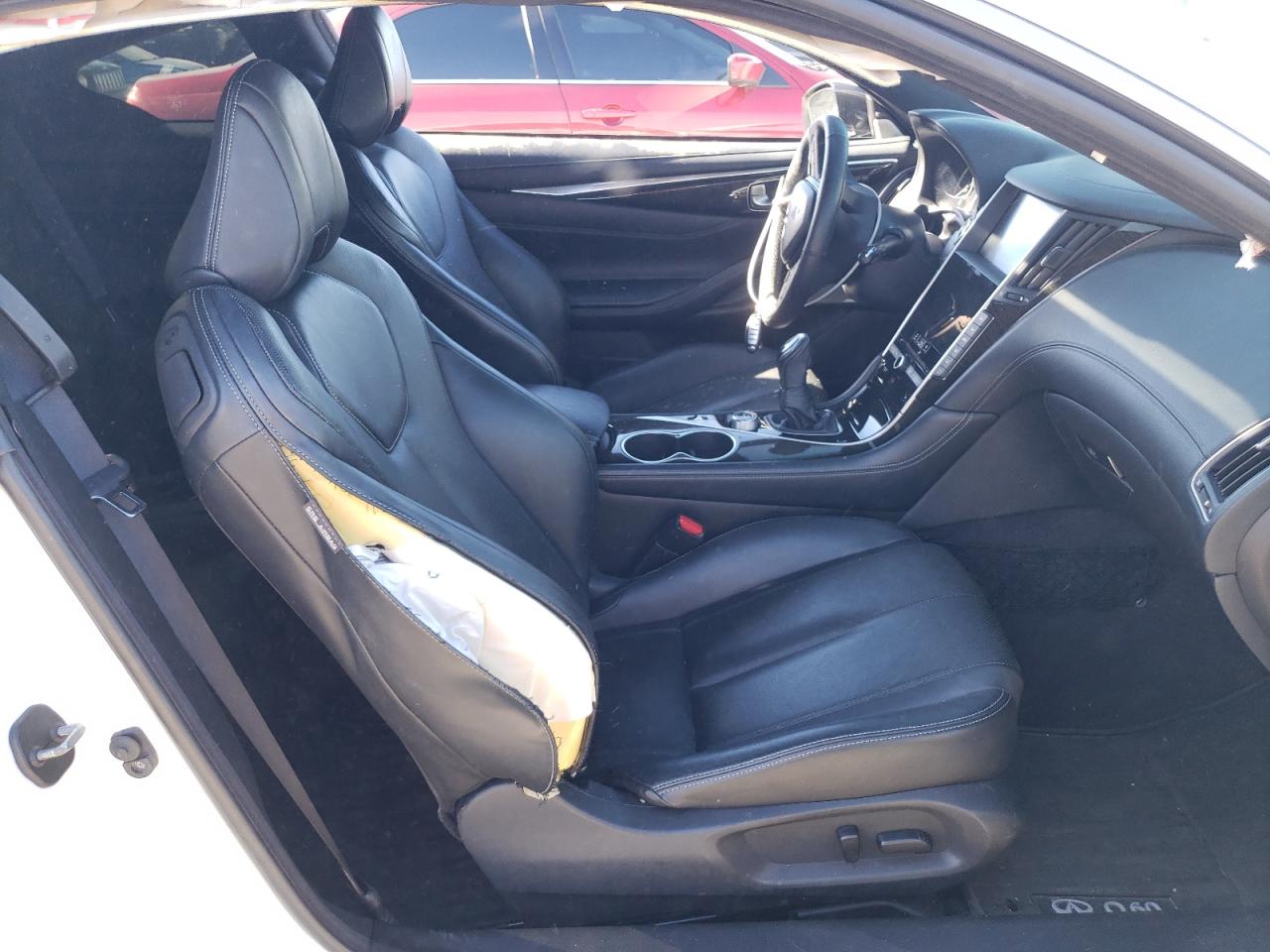 2017 Infiniti Q60 - Image 7