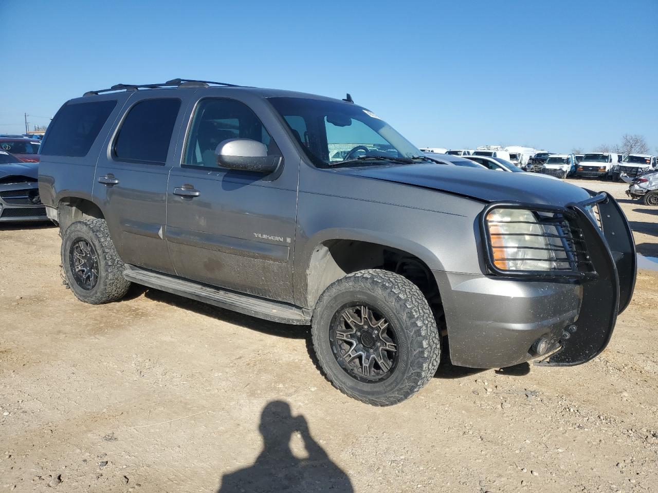 2007 GMC Yukon - Image 4