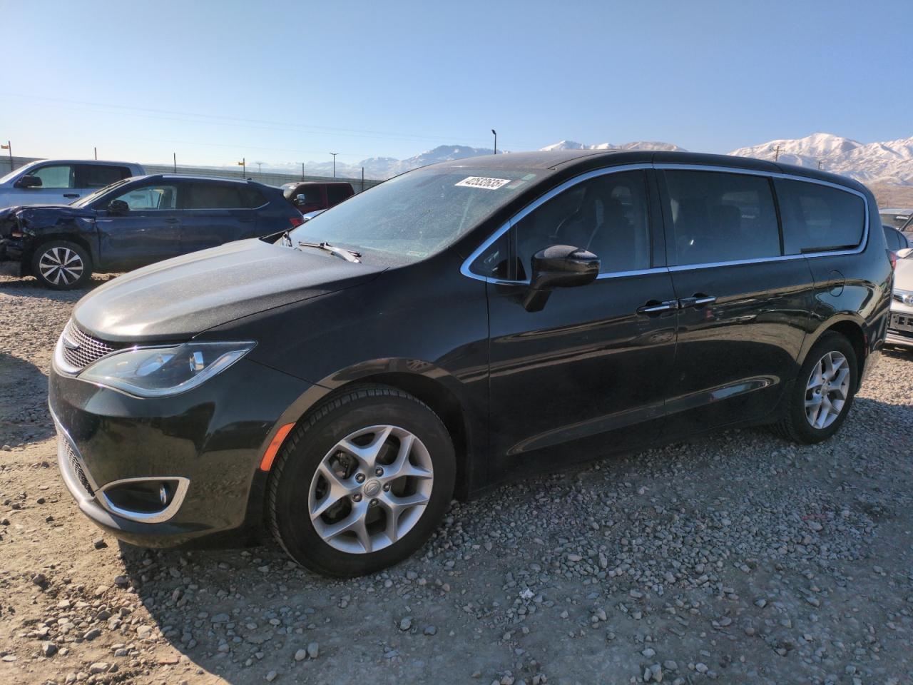 2019 Chrysler Pacifica - Image 1