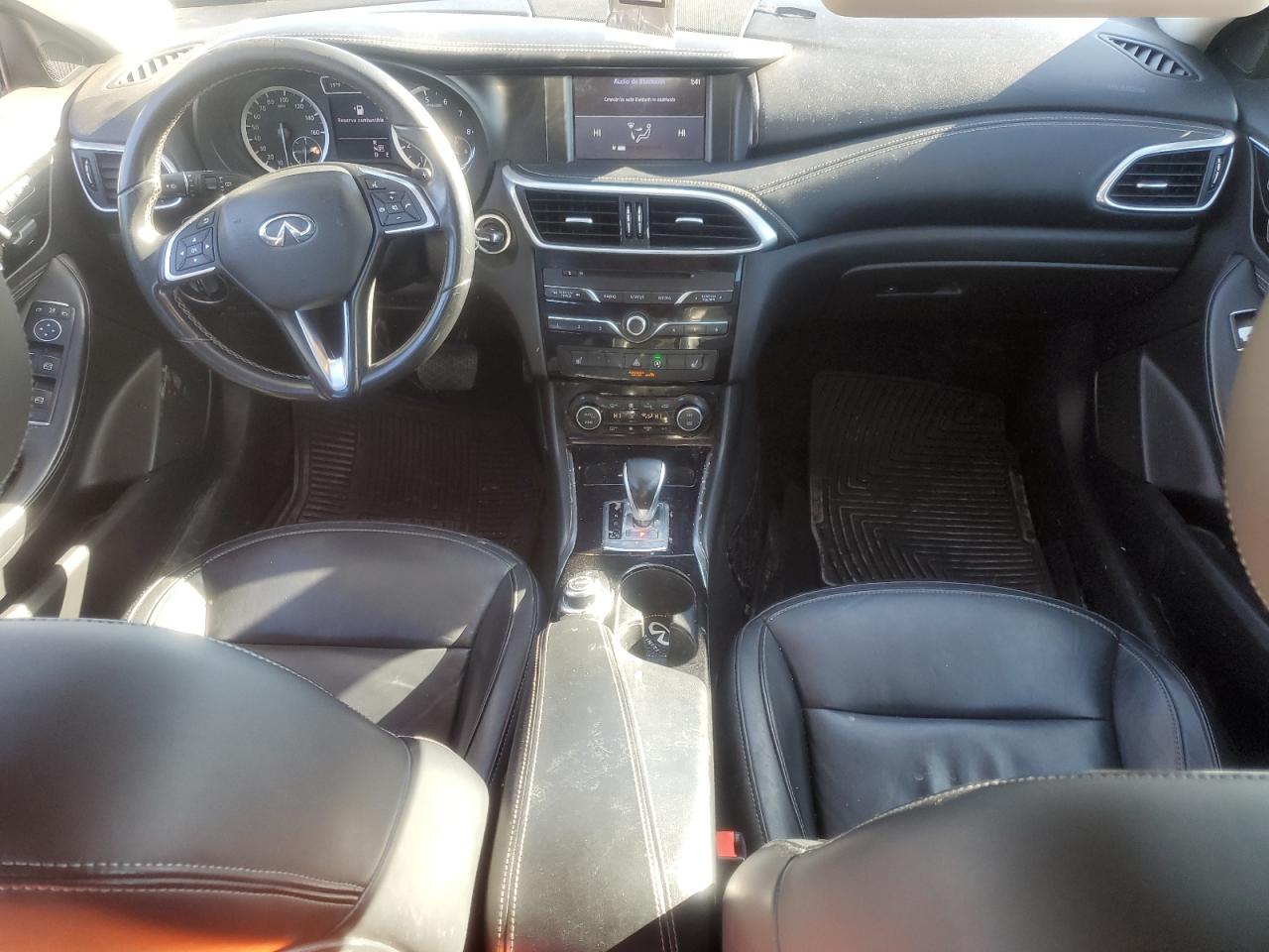 2017 Infiniti Qx30 Base VIN: SJKCH5CR4HA033132 Lot: 44685975
