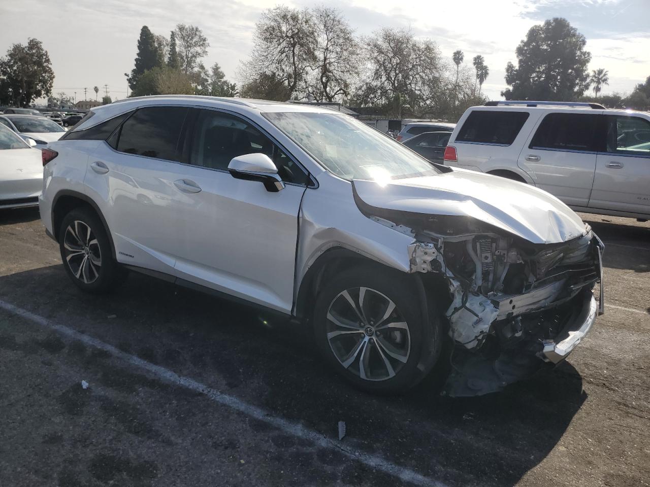 2019 Lexus RX - Image 4