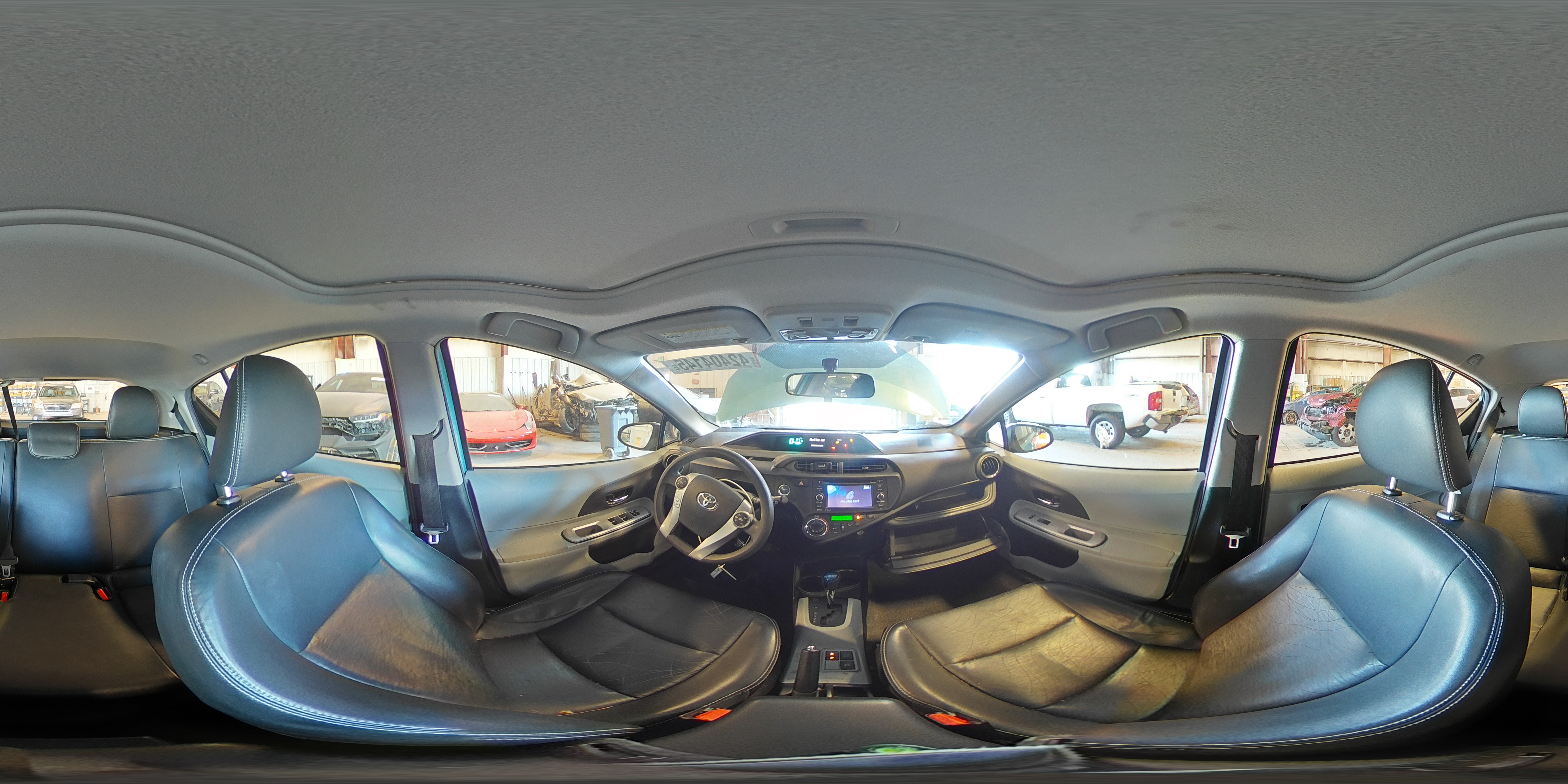 2012 Toyota Prius - Image 13