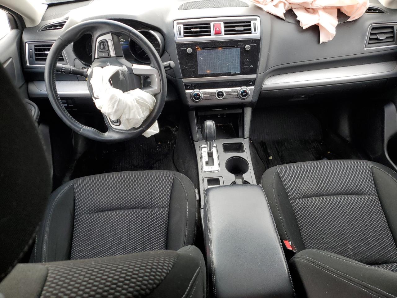 2015 Subaru Outback - Image 8