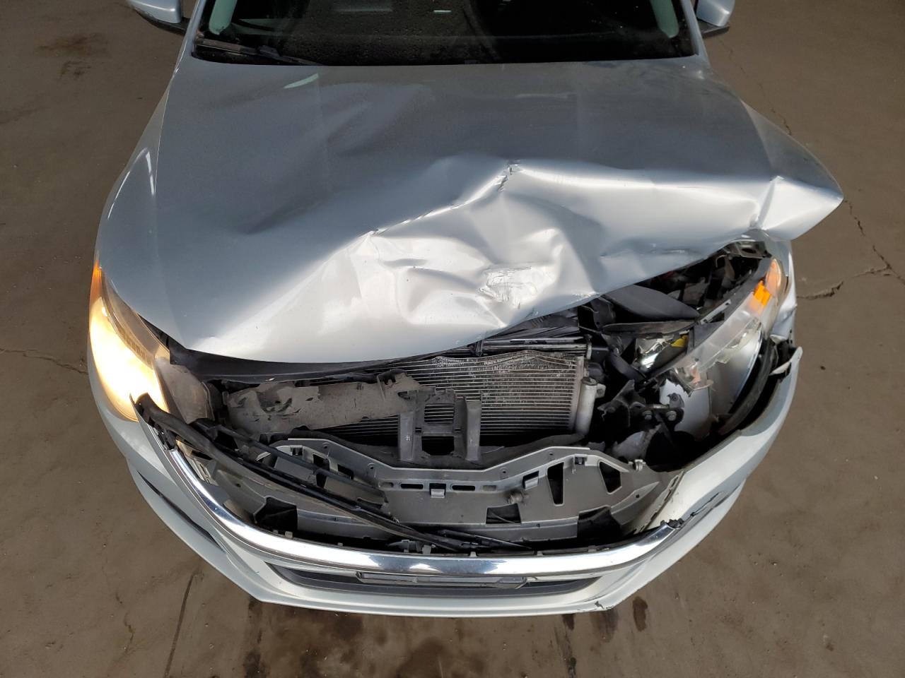 2010 Volkswagen Passat CC - Image 13