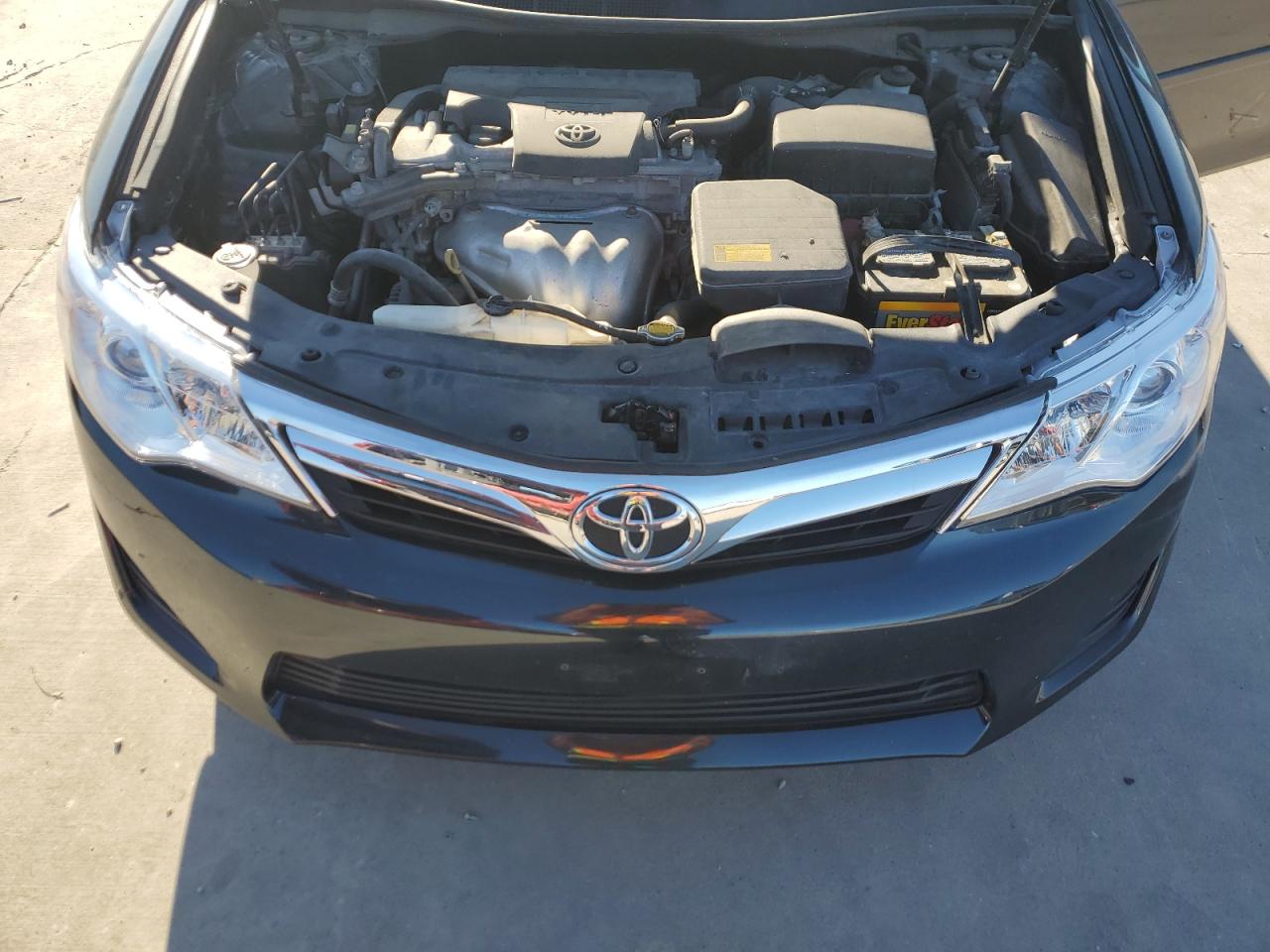 2014 Toyota Camry - Image 11