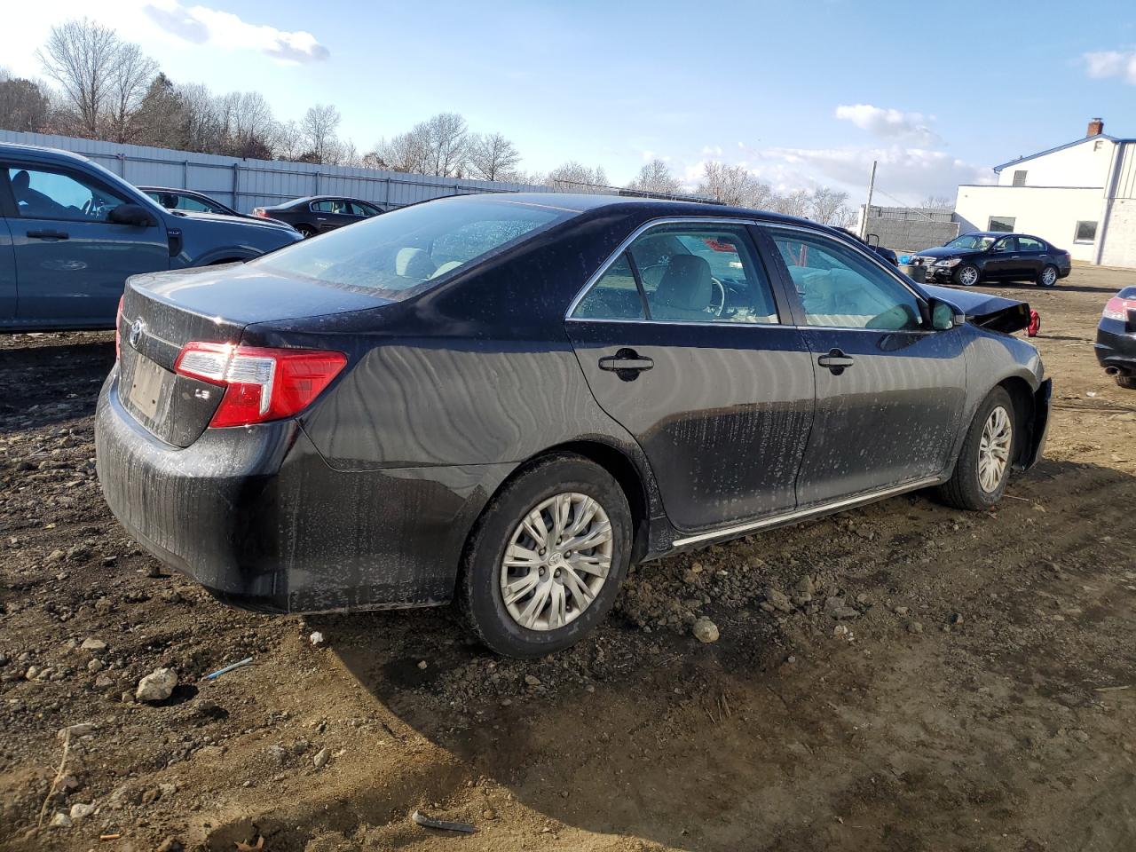 2014 Toyota Camry - Image 3