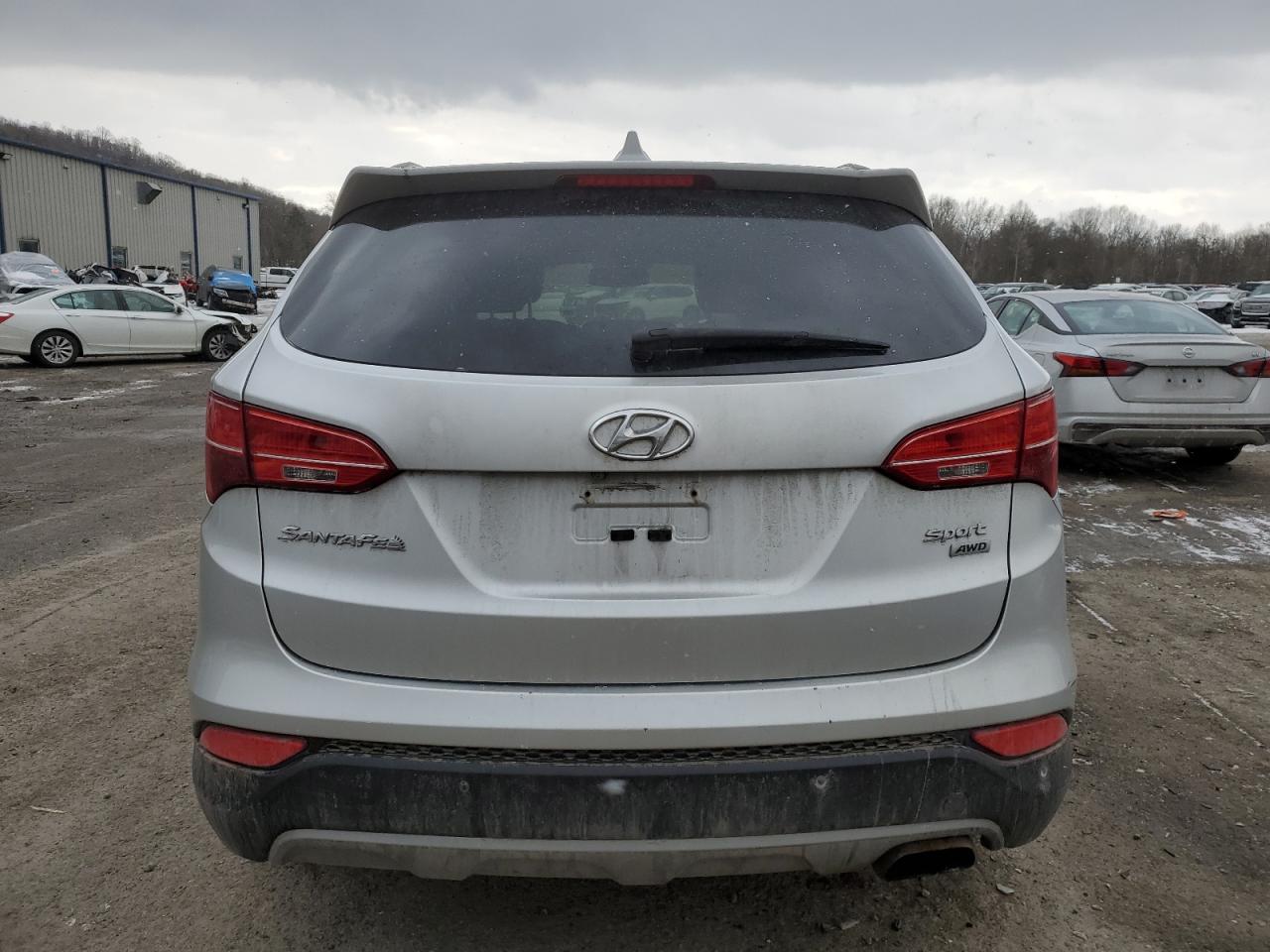 2015 Hyundai Santa Fe - Image 6