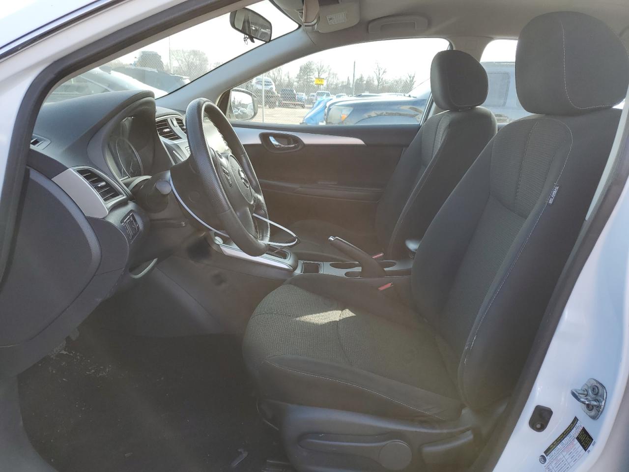 2018 Nissan Sentra - Image 7