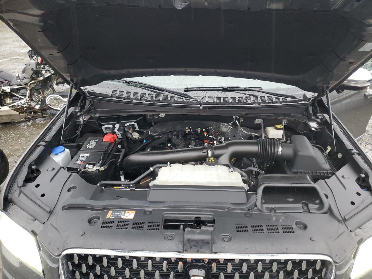 2022 Lincoln Navigator - Image 12