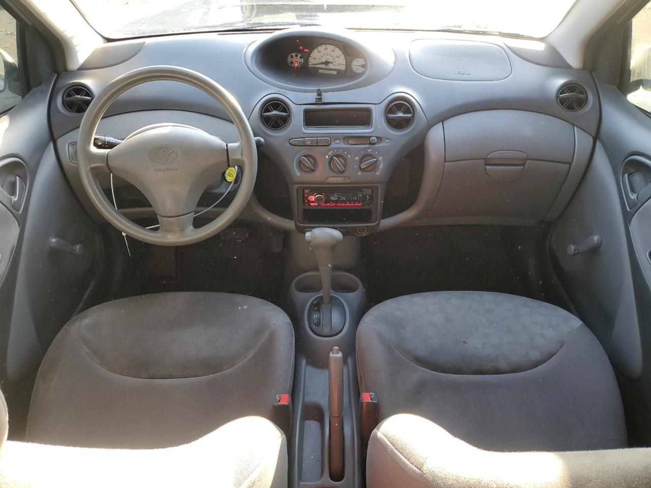 2000 Toyota Echo - Image 8