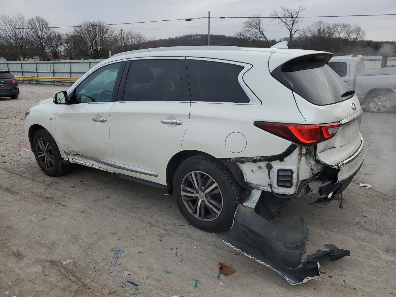 2017 Infiniti QX60 - Image 2