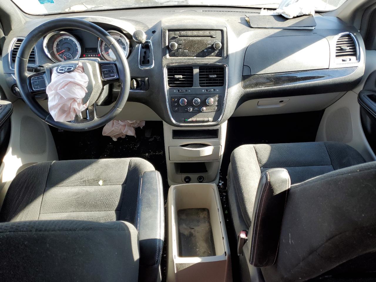 2016 Dodge Caravan - Image 8