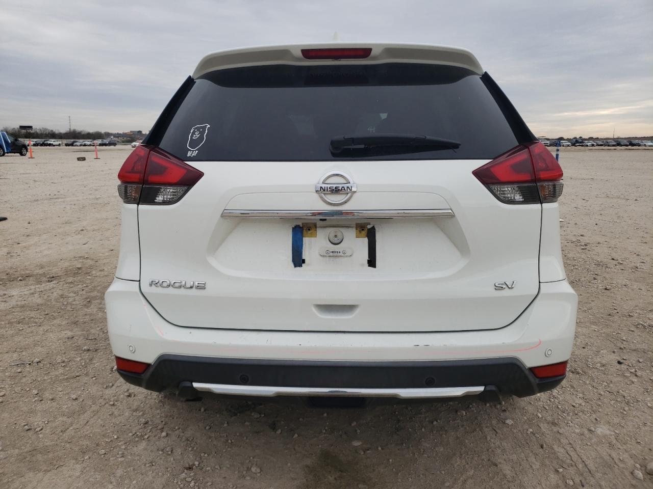 2019 Nissan Rogue - Image 6