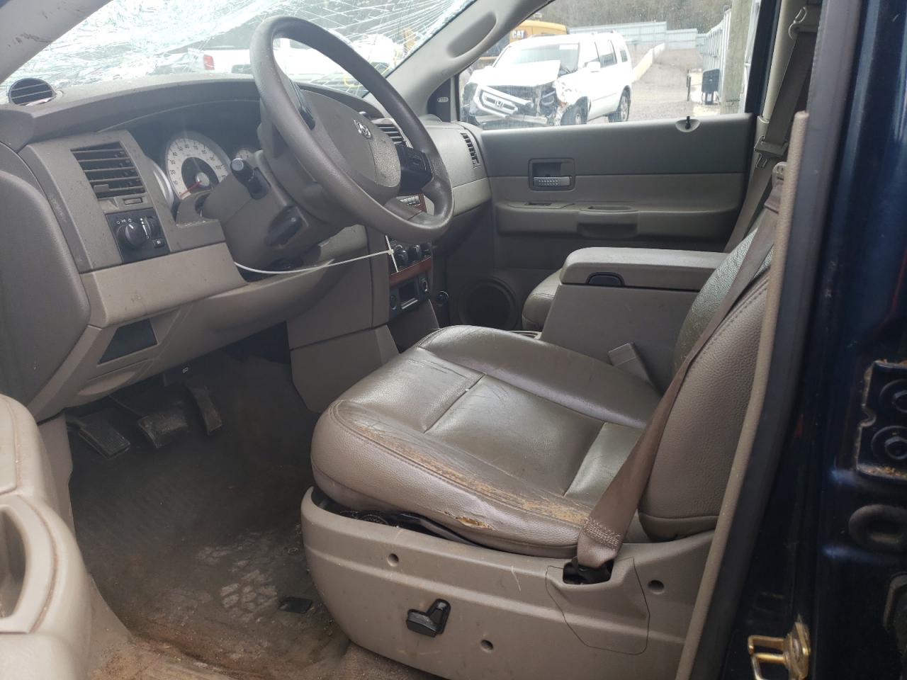 2004 Dodge Durango - Image 7