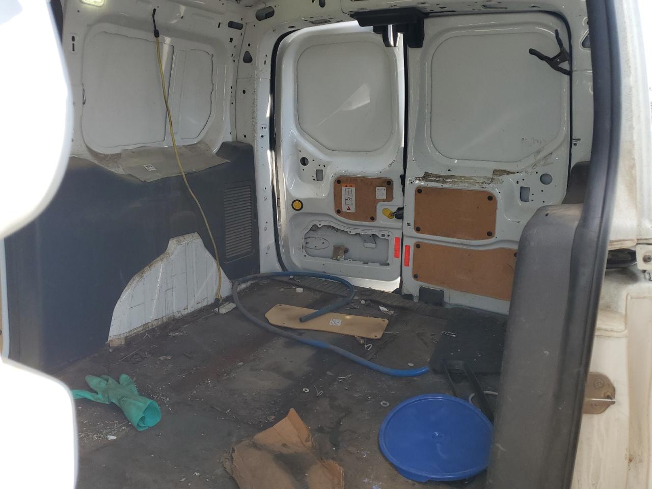 2017 Ford Transit - Image 10