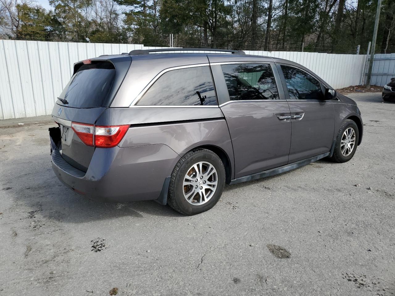2012 Honda Odyssey - Image 3