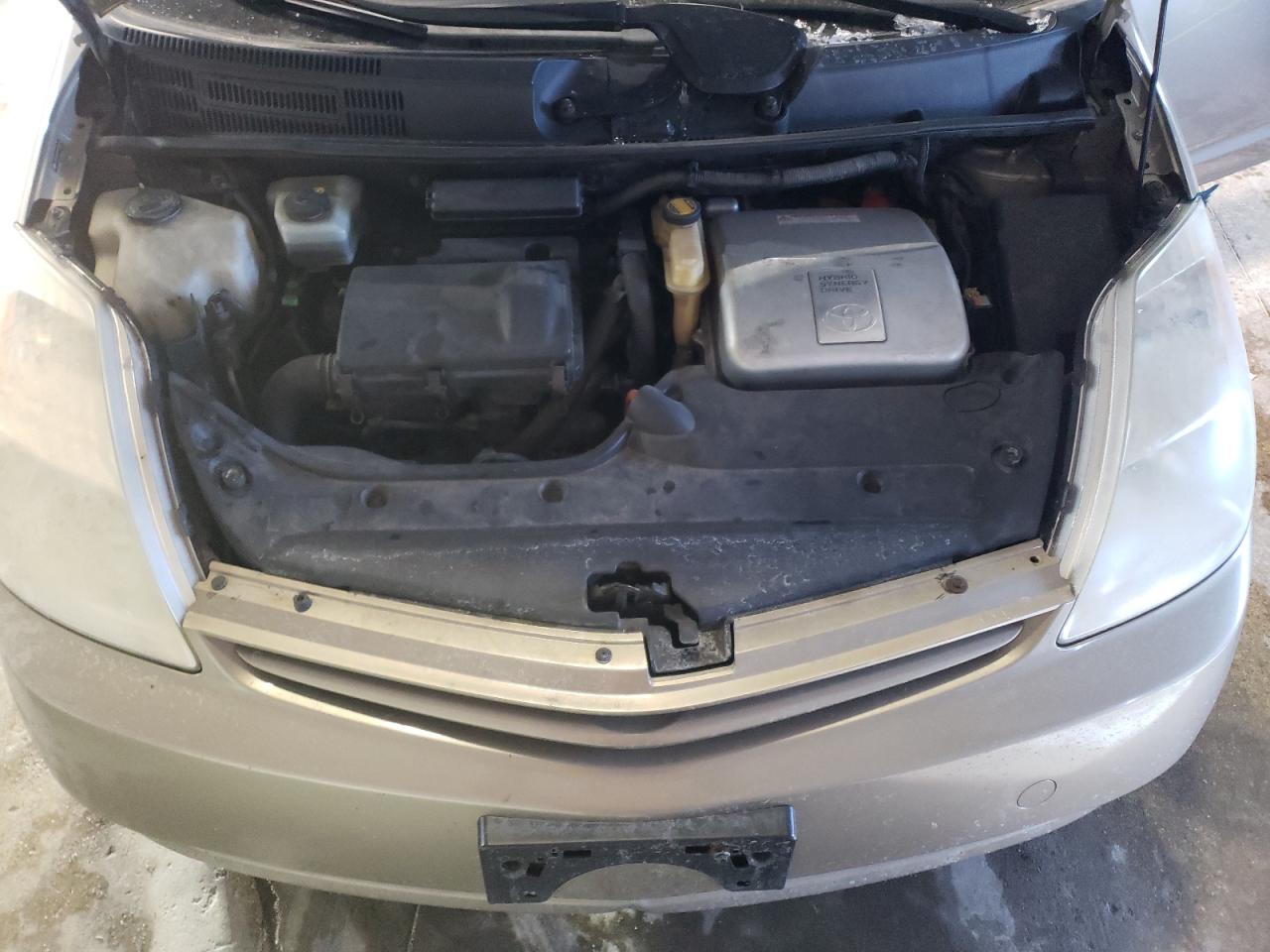 2005 Toyota Prius - Image 11