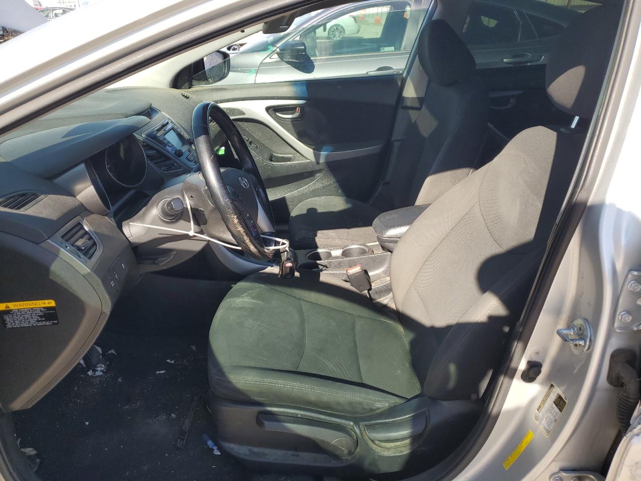 2015 Hyundai Elantra - Image 7