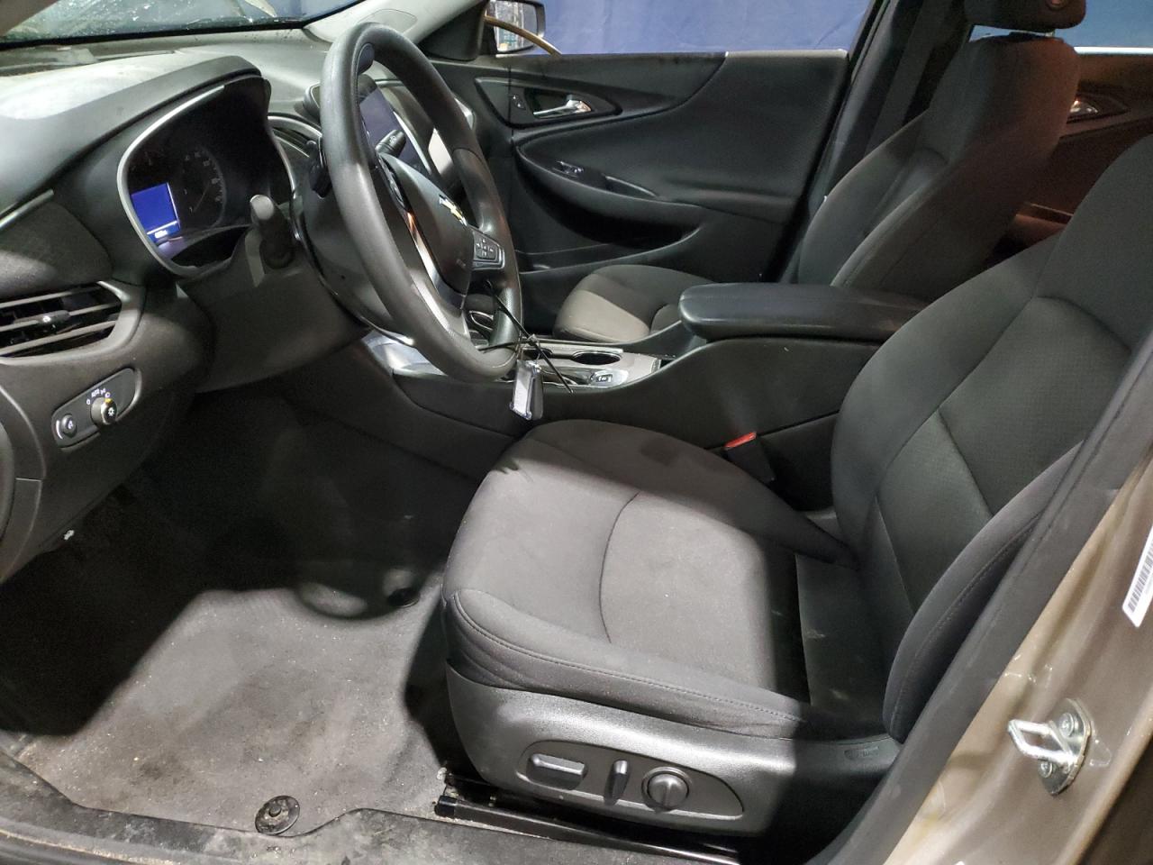 2023 Chevrolet Malibu - Image 7
