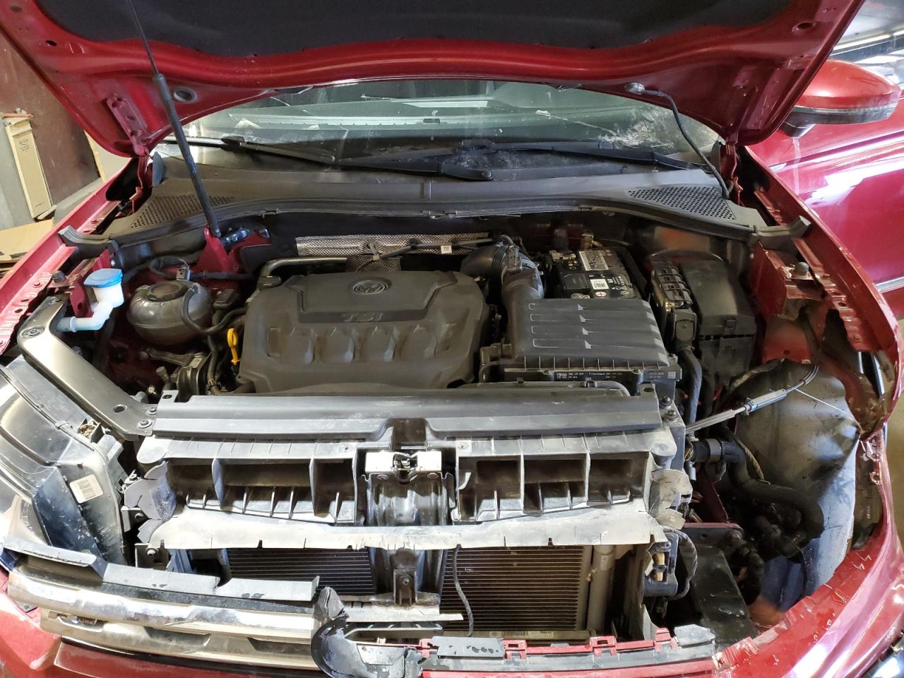 2019 Volkswagen Tiguan - Image 12