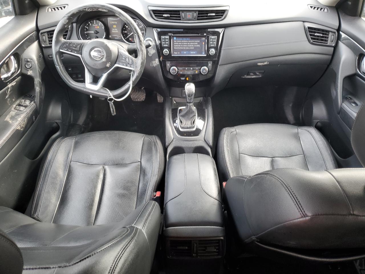 2017 Nissan Rogue - Image 8