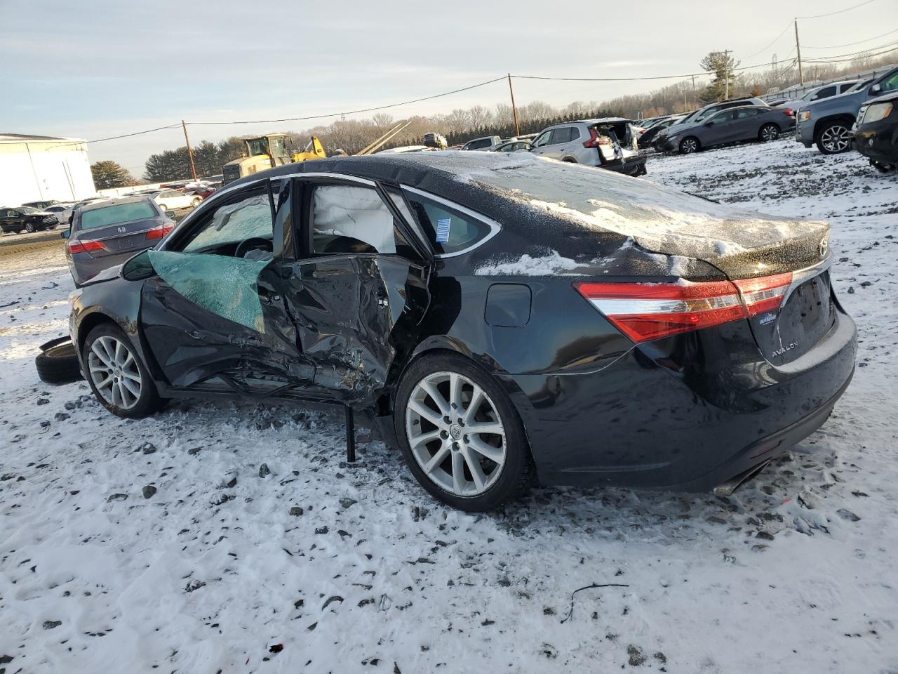 2013 Toyota Avalon - Image 2