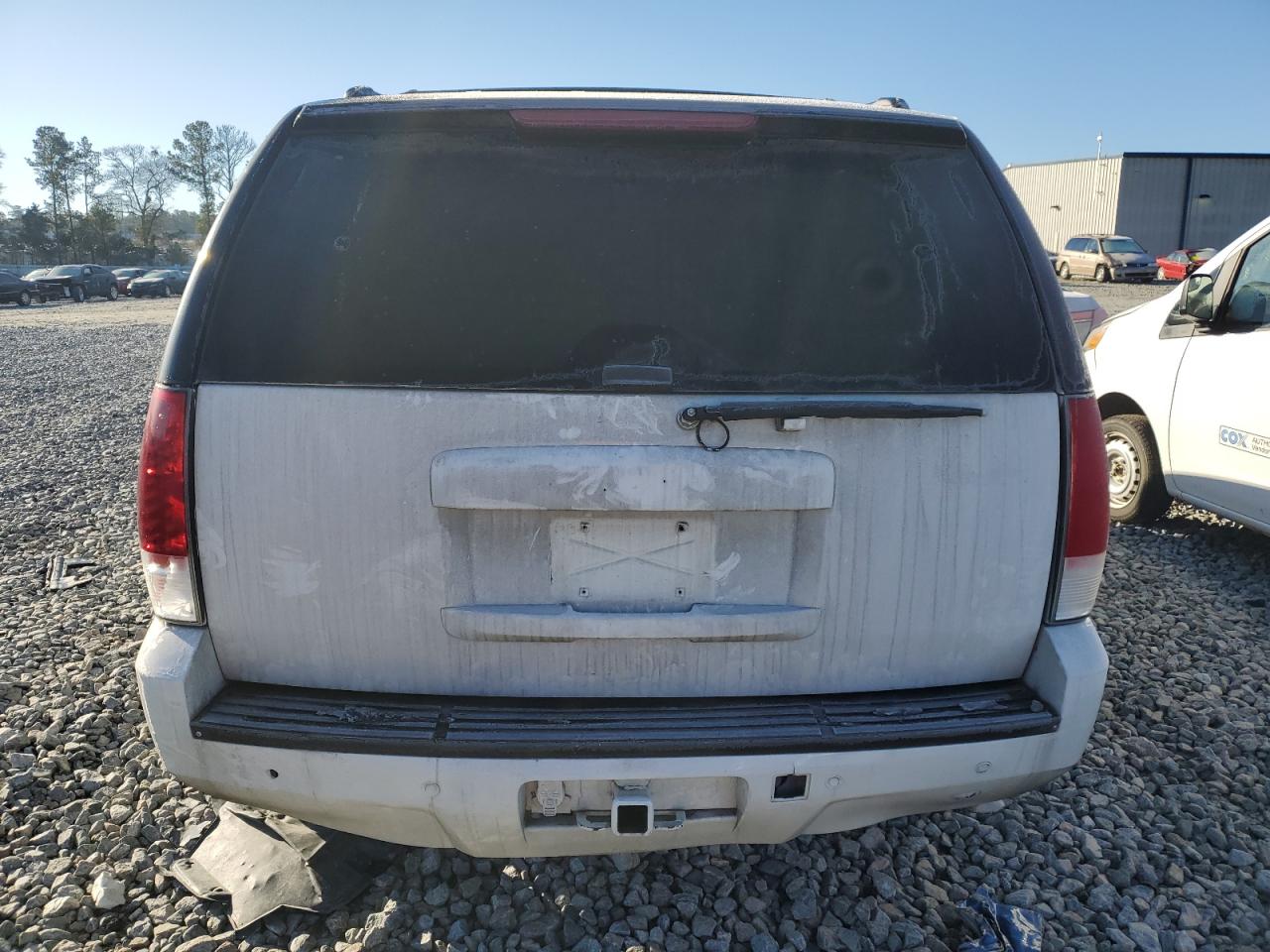 2009 GMC Yukon - Image 6