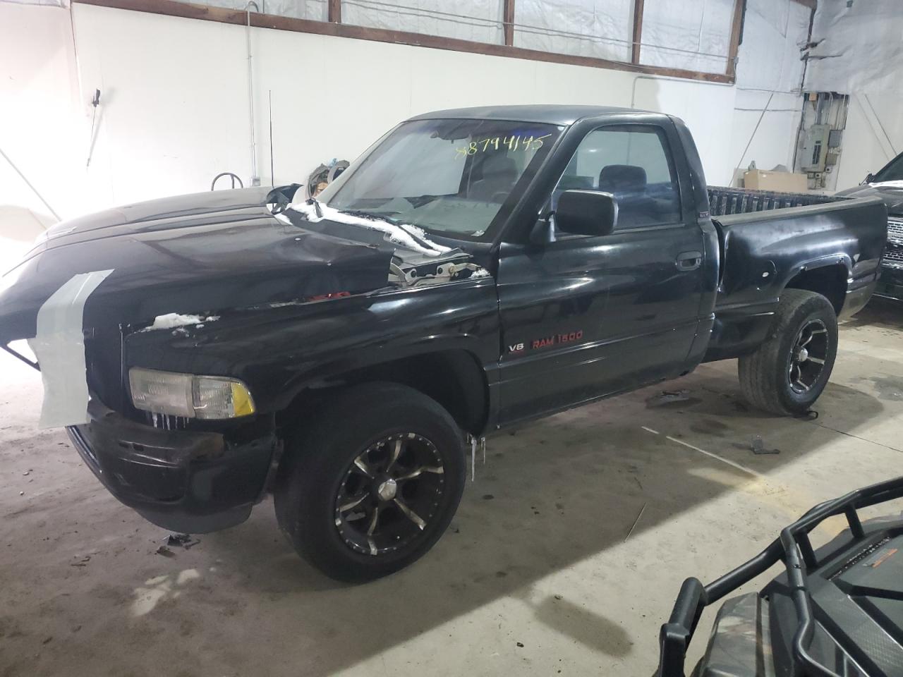 1995 Dodge RAM - Image 1