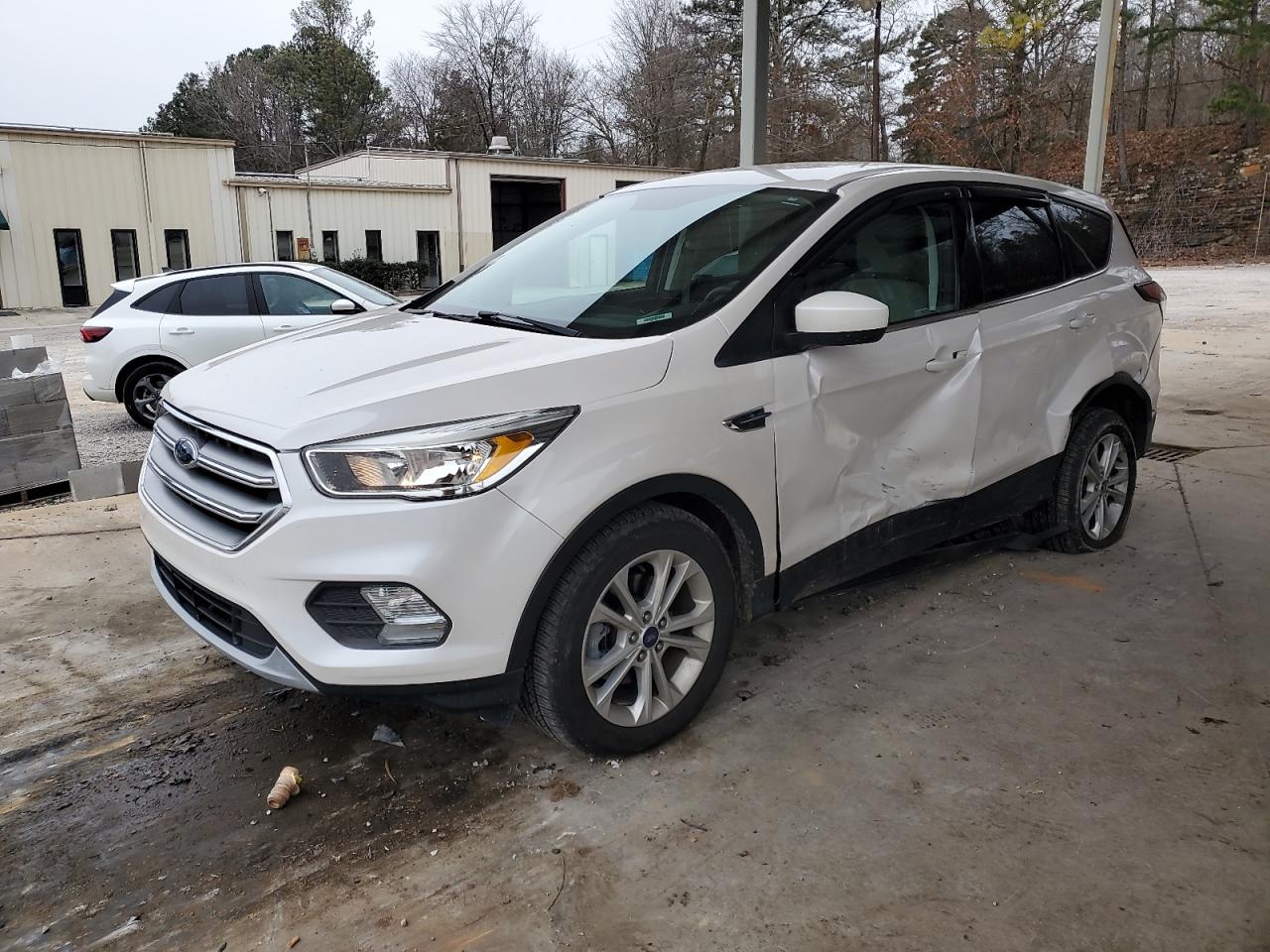 1FMCU0GD4HUA19337 FORD ESCAPE 2017