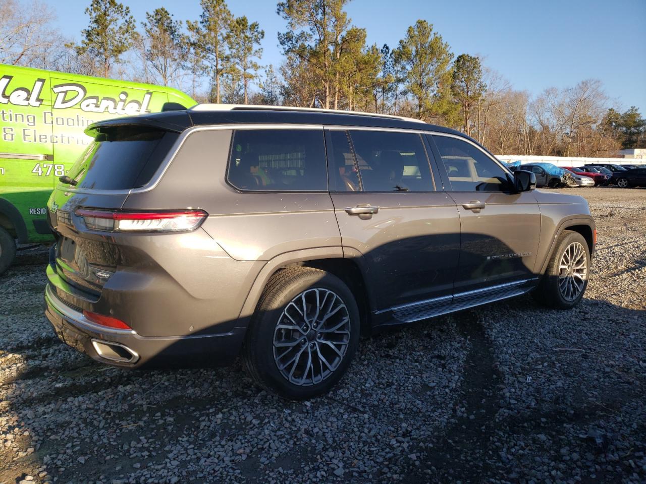 2021 Jeep Grand Cherokee - Image 3